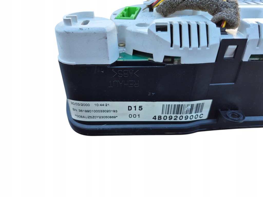 фото №7, Счетчик приборы audi a6 c5 2.5 tdi 4b0920900c