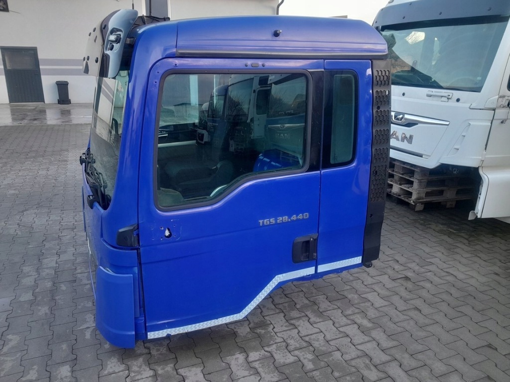 Кабіна man tgs euro 5 / 6 будівельна / короткий / самоскид / актуатор турбіни Оригінал