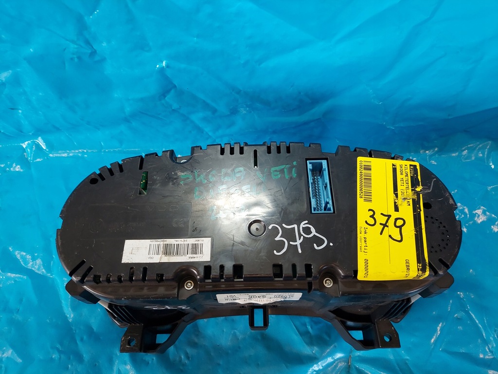 фото №9, Счетчик приборная панель skoda yeti 2.0 tdi 5l0920840k