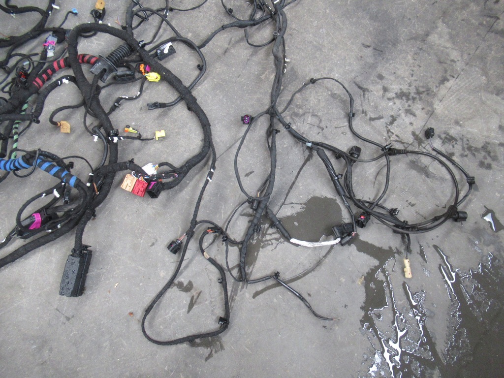 фото №11, Audi r8 5.2 cabrio 420 джгут електропроводка салону