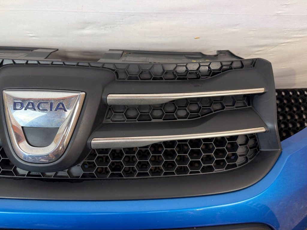 Бампер перед передний противотуманная фара решётка радиатора dacia sandero 2 stepway terpl 2012- Недорого