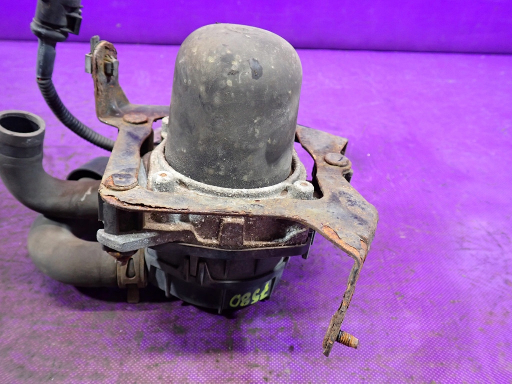 фото №5, Citroen xsara picasso 99-04 1.8 насос повітря вторинного 9624043380