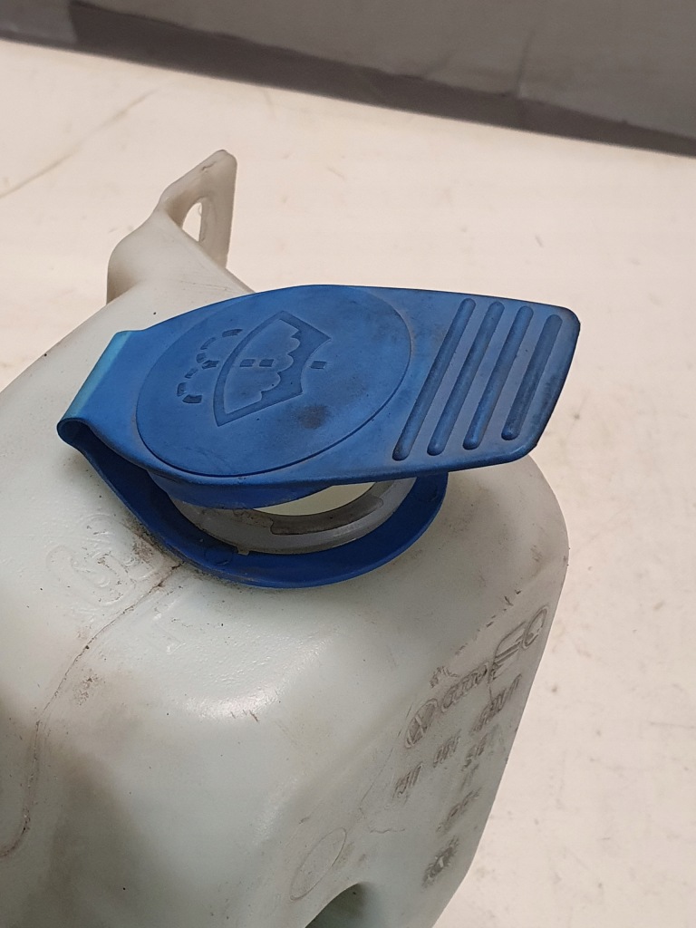 фото №10, Бак жидкость омывателя seat toledo ii 1.6 16v 04r.