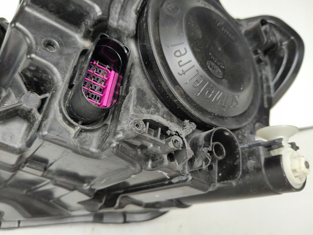 фото №11, Лампа права фара vw caddy 2k5 15- ксенон led