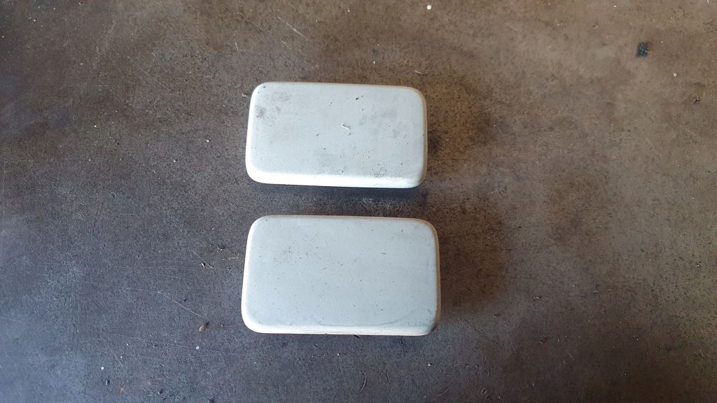 фото №1, Vw caddy iii 03-10 - заглушка оббивка 2k0861395