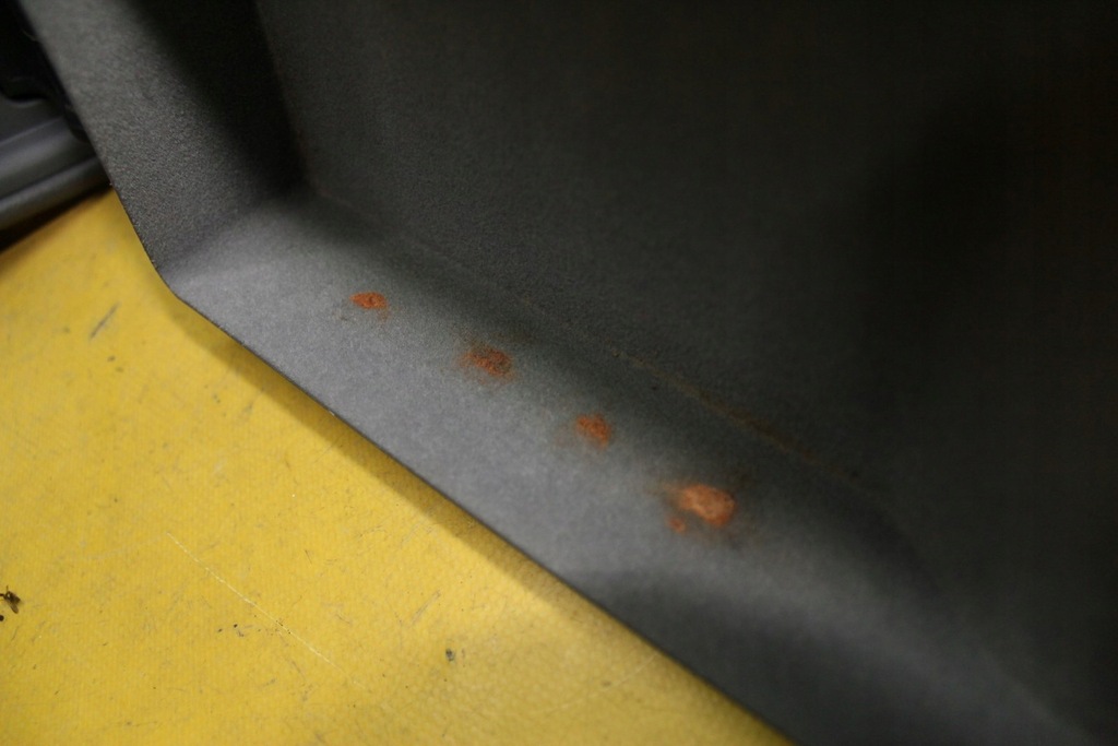 фото №10, Подлокотник бардачок mazda 6 vi