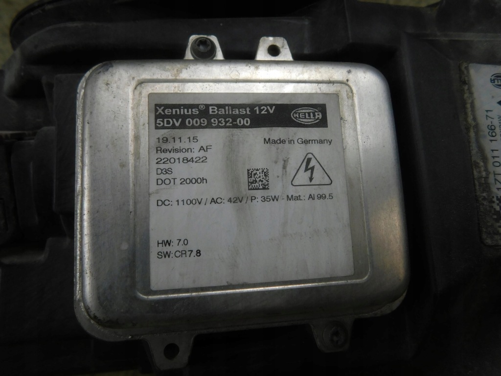 1zt011166-71 фара левый перед ксенон led opel insignia a рестайлинг  2013-2017 Цена