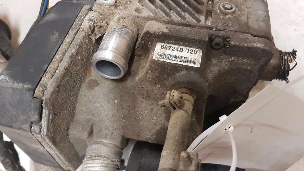 фото №8, Toyota avensis t250 2005 обогреватель стояночный webasto