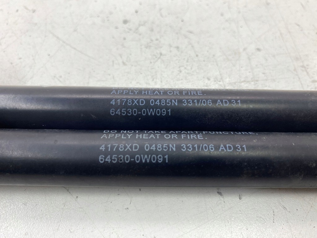 фото №6, Lexus gs 300 350 430 450h 2007 комплект амортизатор кришки задній багажника