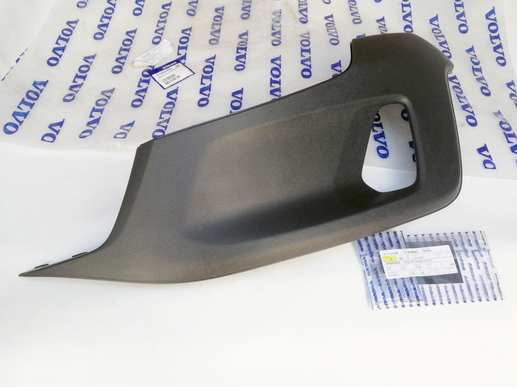 фото №1, Volvo v40 xc40 cross country решётка бампера