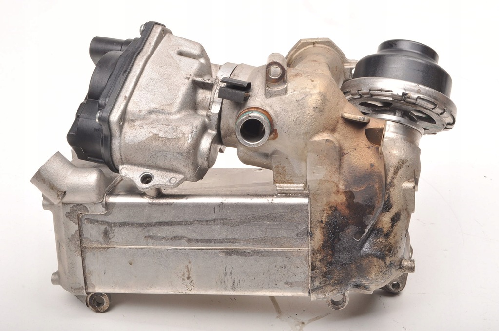 фото №6, Bentley bentayga audi q7 4m 4.0 tdi радіатор вихлопних газів 057131511j