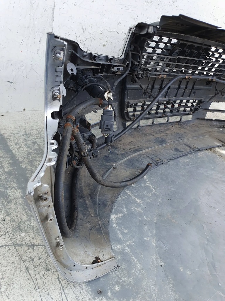 фото №10, Audi a4 b7 8e омыватель pdc бампер перед передний