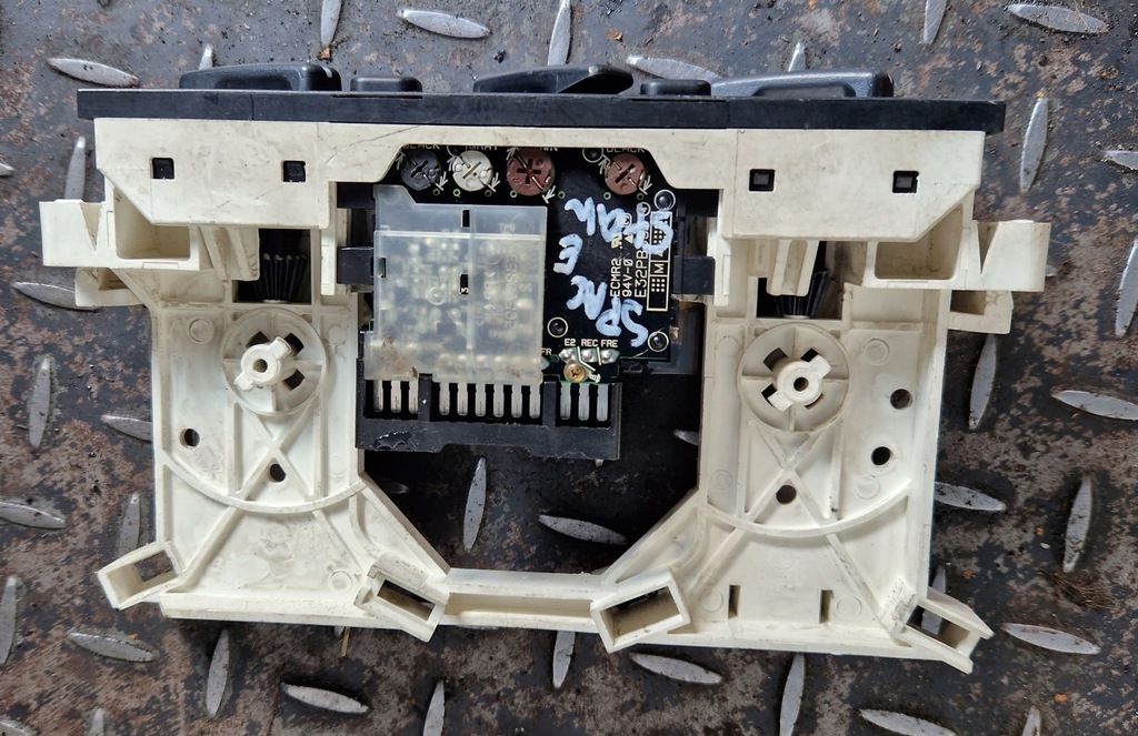 фото №3, Панель обдув i ac space runner ii mr398658