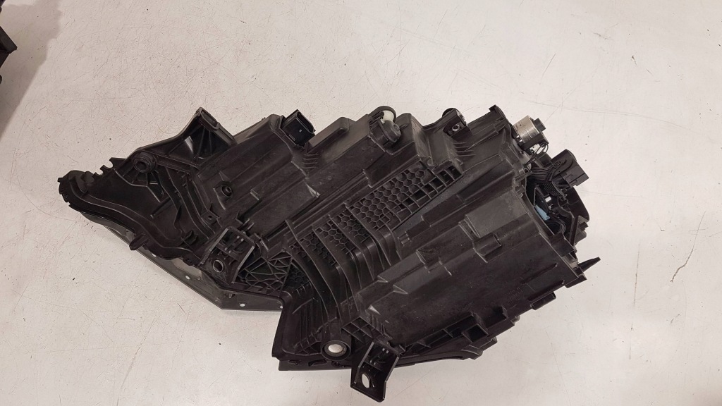 фото №10, Audi rsq8 rs q8 лампа права перед передня full led matrix ladna демонтаж