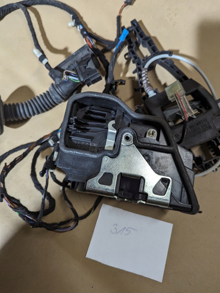 фото №1, Bmw f20 замок двері правий перед джгут 7229458 315