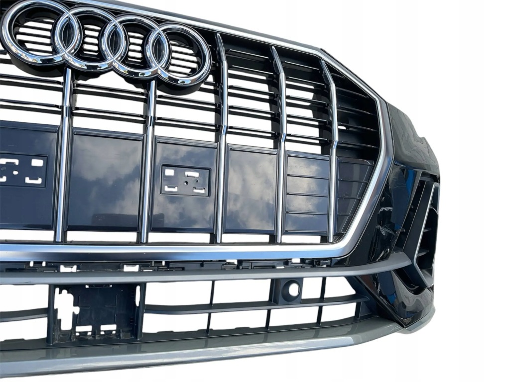 Бампер, решётка , решётка радиатора, решётки audi q-3 83a s-line 177. Оригинал