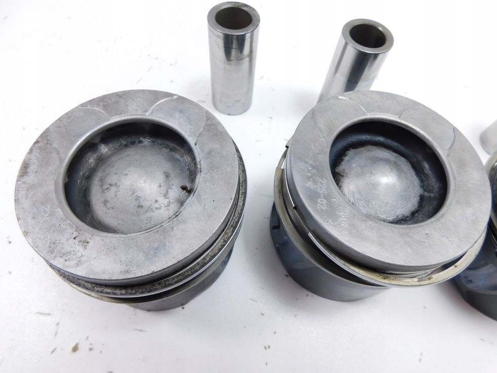 фото №9, Поршень поршни 2.0 hdi tdci euro5 ford peugeot citroen c5 iii s-max galaxy 508