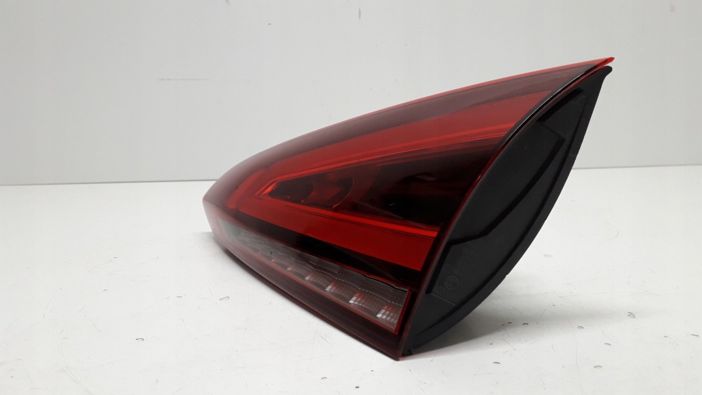 Mercedes a w177 18- фара правая задняя led - крышка багажника Цена