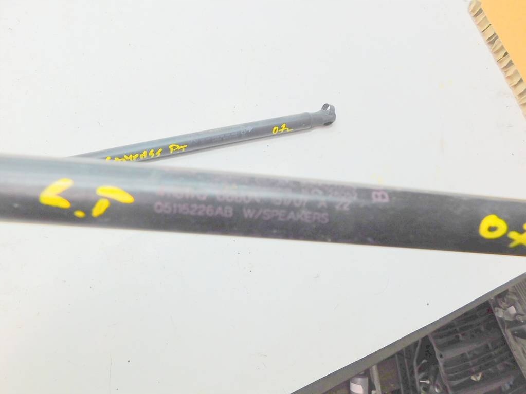 фото №7, Jeep compass i 2007r амортизаторы крышки задняя