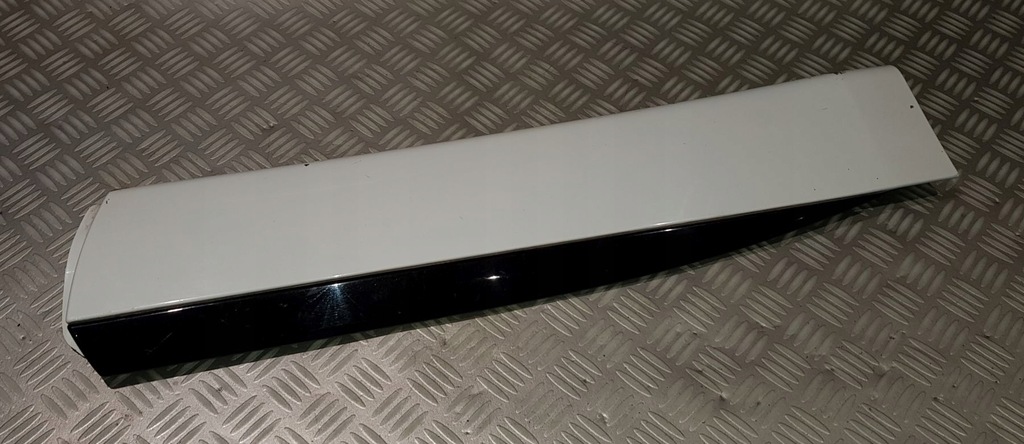 фото №7, Jaguar f-pace x761 fpace молдинг двері права задня нижня polaris white black