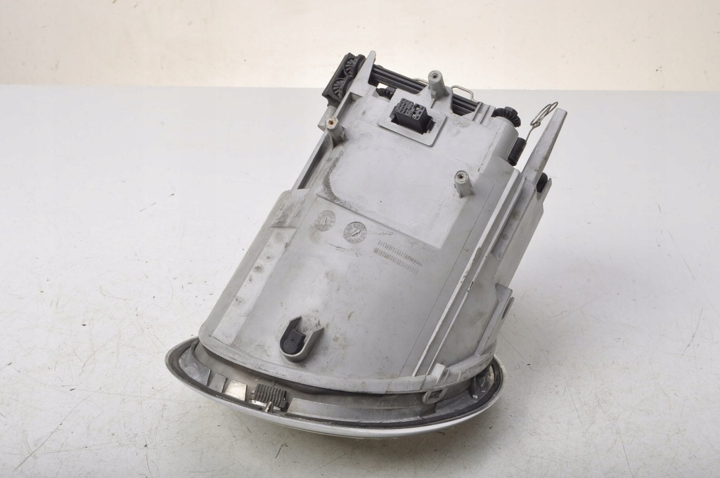 фото №9, Lancia lybra лампа правая передняя ксенон eu