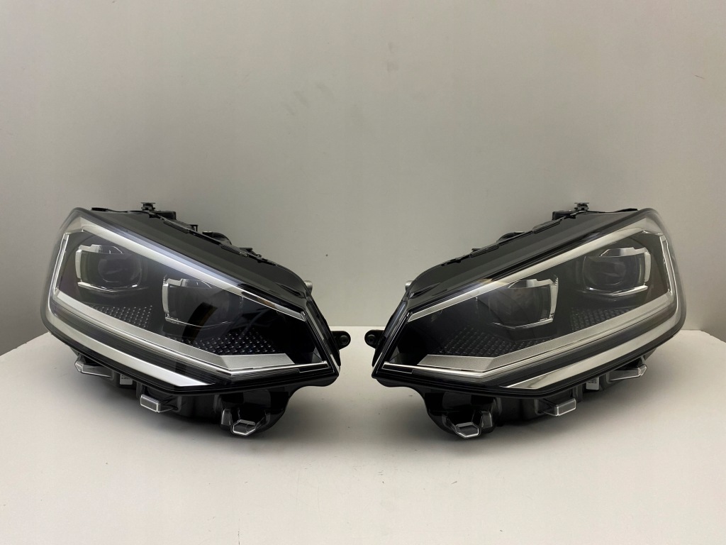 фото №1, Vw golf sportsvan lift левая правая лампа full led