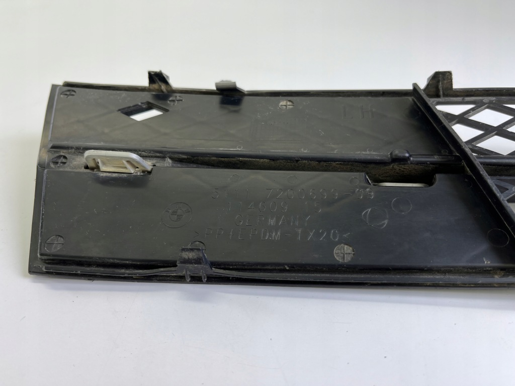 Купити Решітка бампера перед ліва bmw f10 f11 7200699