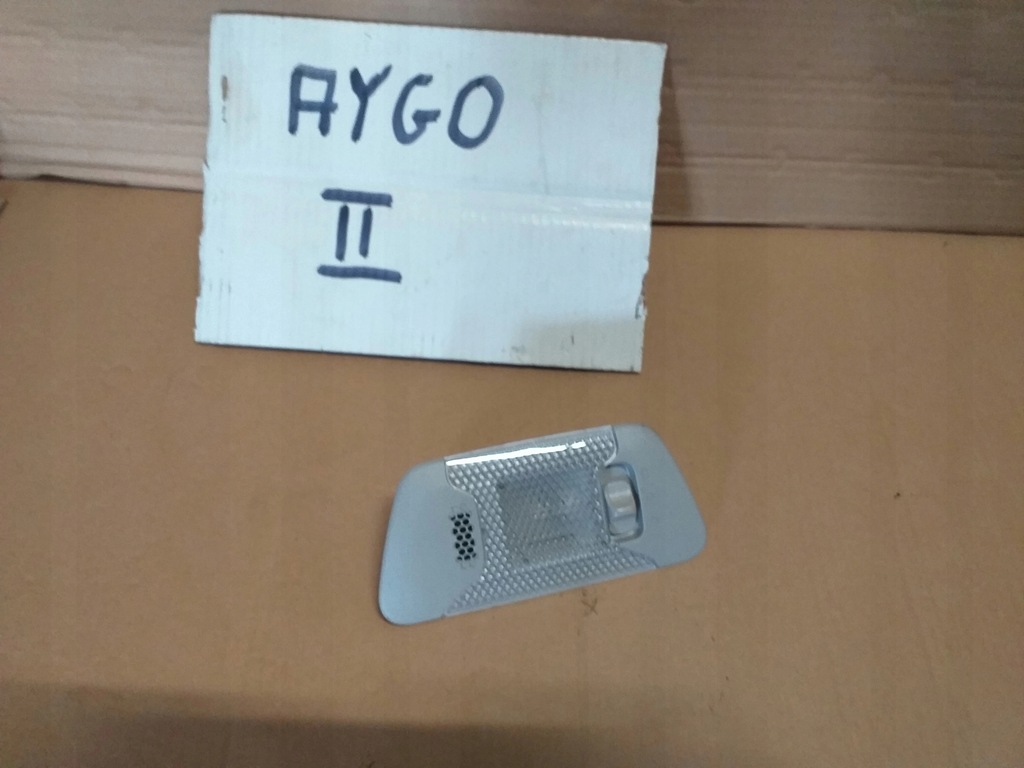 фото №8, Toyota aygo ii лампа потолочный салонная салона