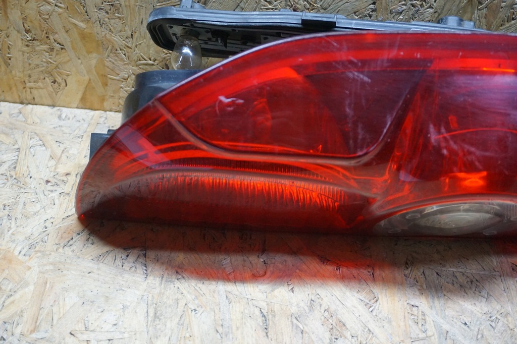 фото №6, Лампа левый задняя fiat doblo ii