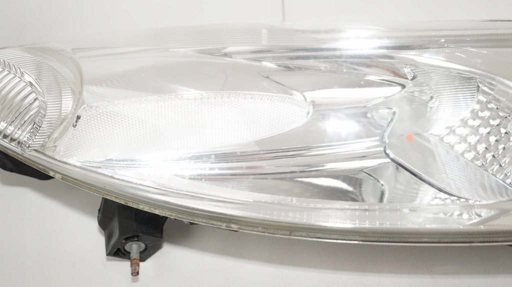 фото №9, Лампа левый перед передняя nissan juke 11-13r