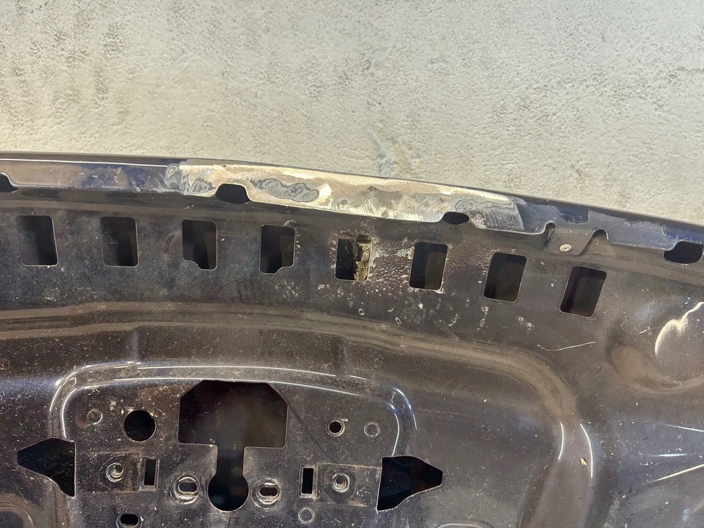 фото №6, Aston martin rapid капот передня