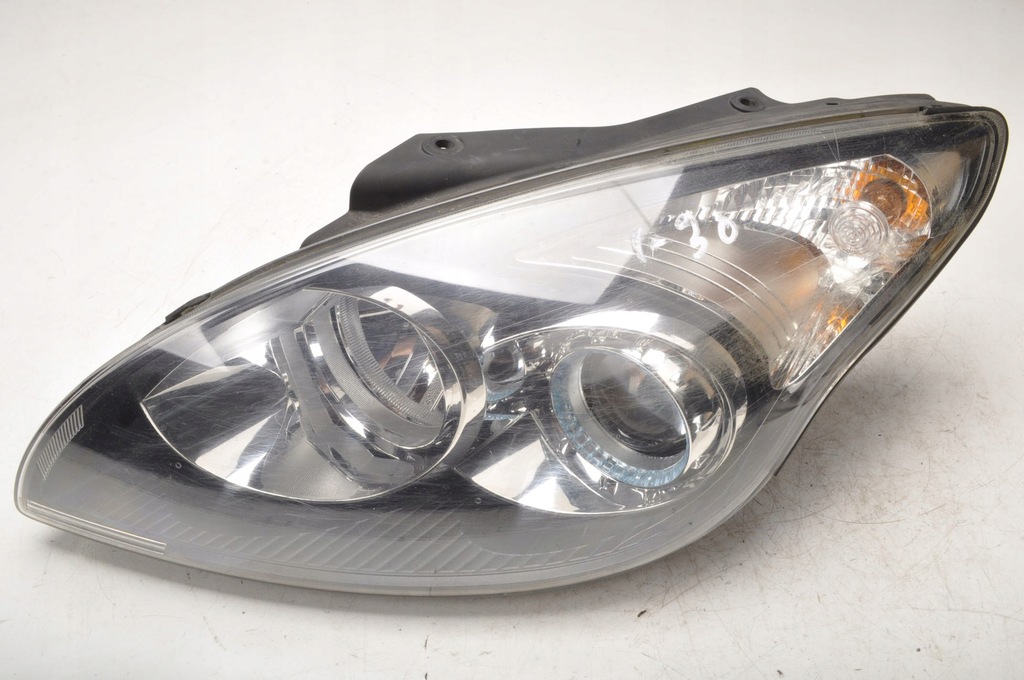 фото №1, I30 лампа левая передняя левый перед 92101-2r010