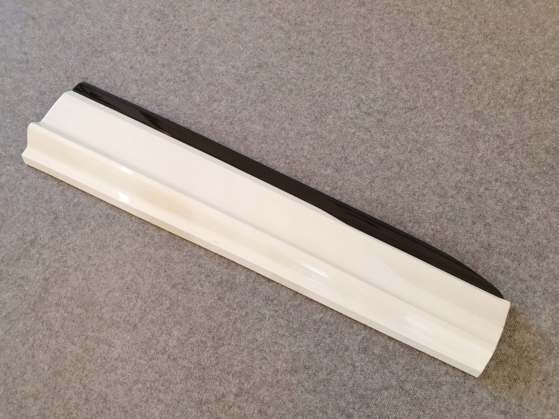 фото №1, Audi q7 s line lift 4m0583960 молдинг права перед