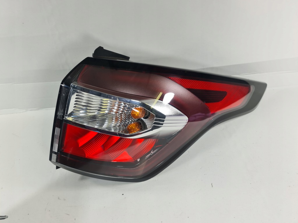 Kuga mk2 рестайлинг  st комплект  фара задняя led правый  левая в Украине