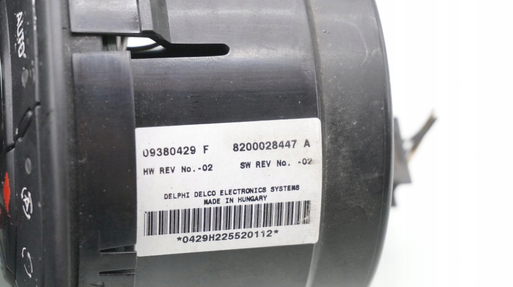 фото №3, Панель кондиционера обдув renault espace iv 8200028447a