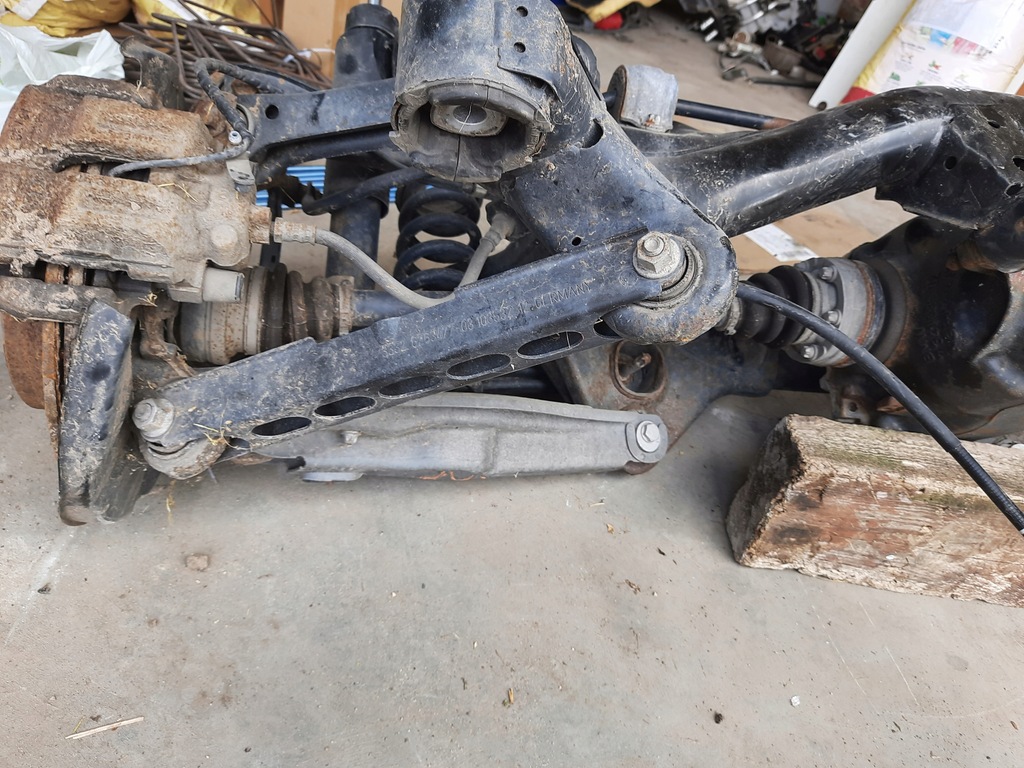 фото №10, Bmw x1 e84 2.0i lift xdrive балка підвіска oś