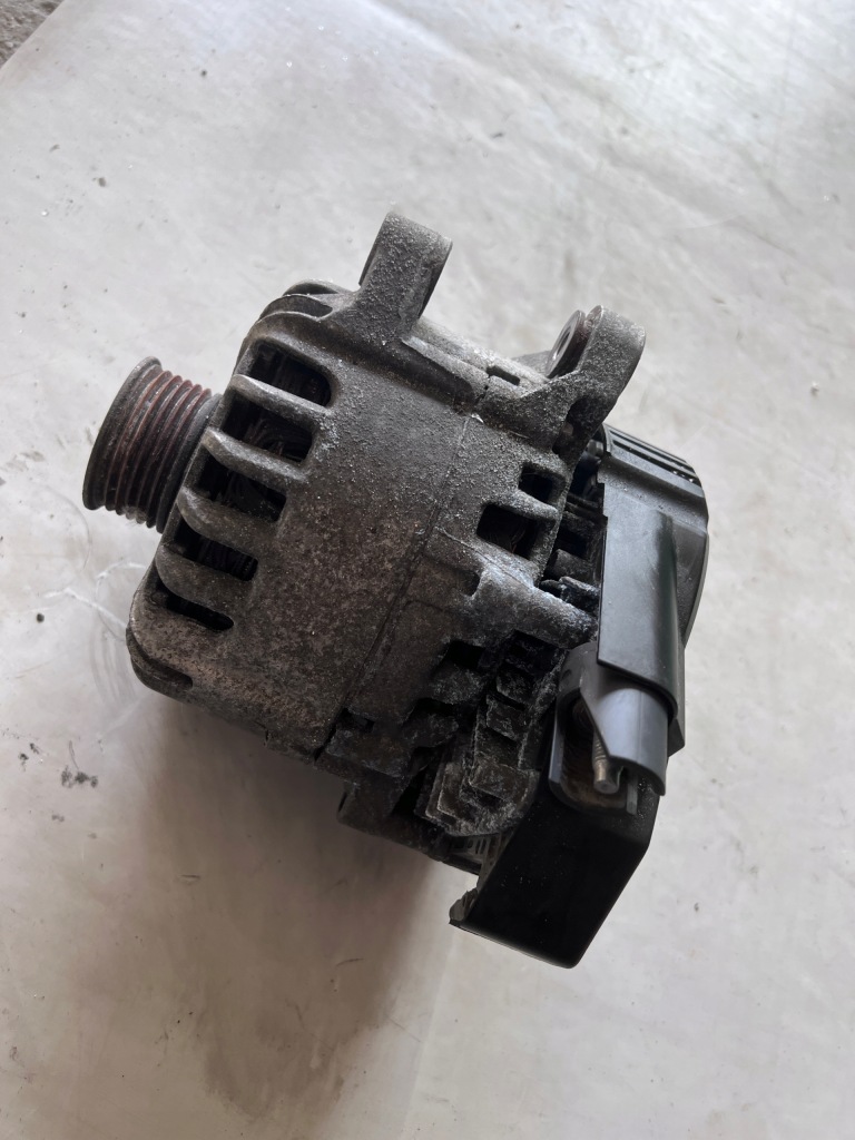 Купити Генератор 210a peugeot expert iii 16- 2.0 hdi 9826550280