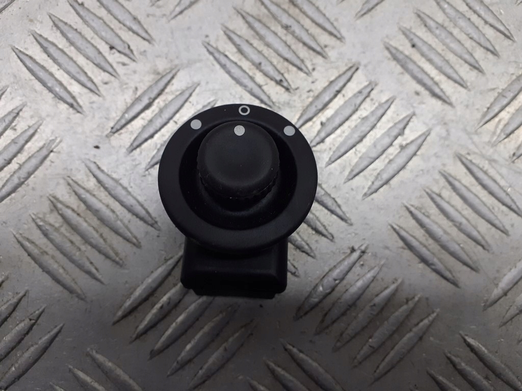 фото №1, Переключатель регулировки зеркал renault kangoo 1.6 16v