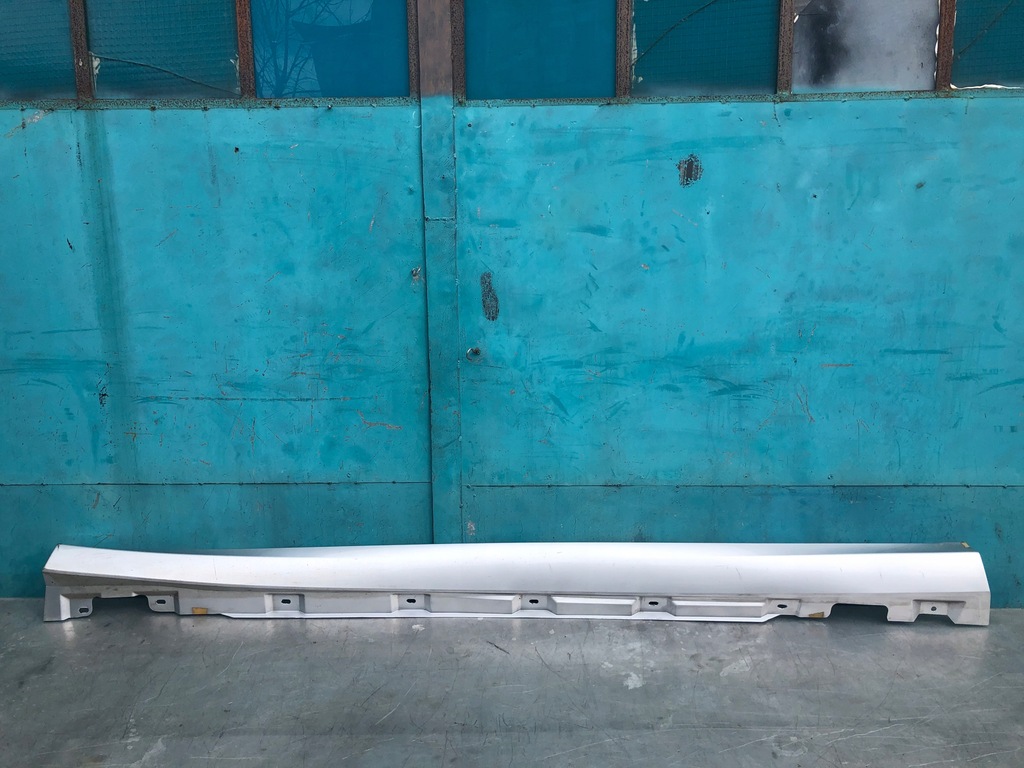 фото №1, Mercedes w251 левая молдинг накладка порог 775