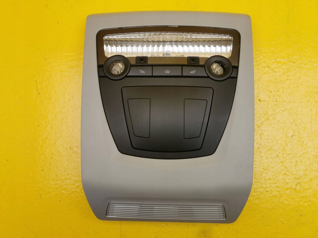 фото №1, Bmw x3 f25 лампа потолочный 9231316