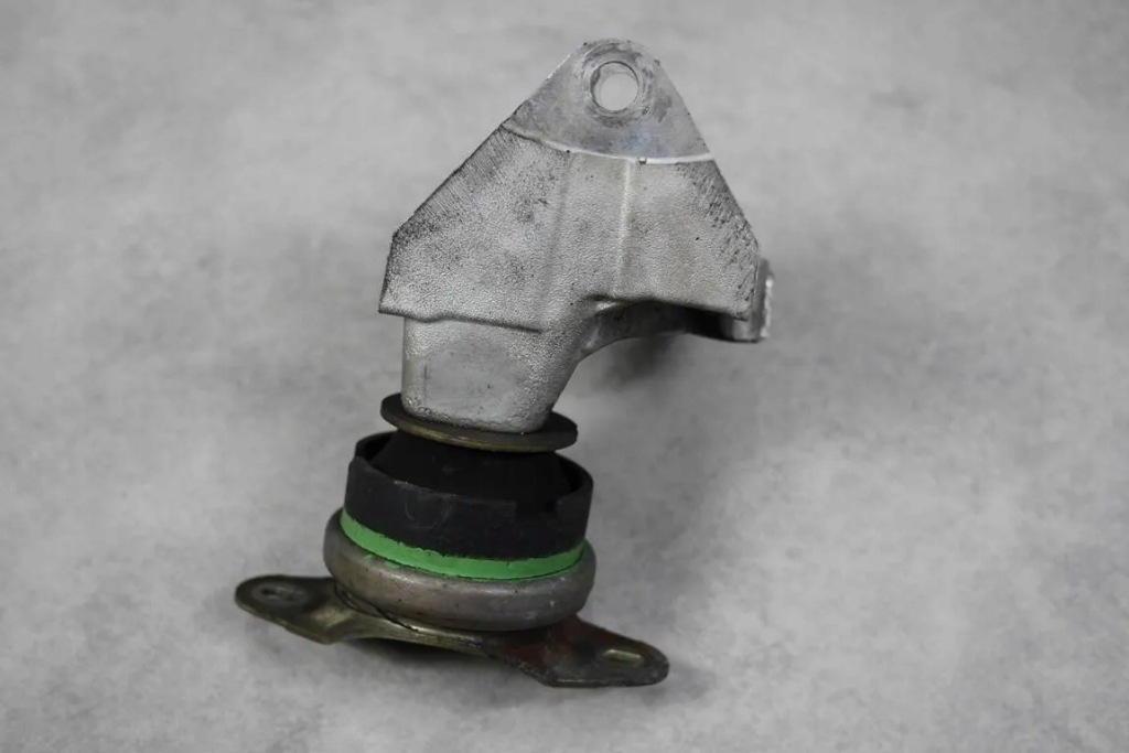 фото №3, Подушка двигуна peugeot 407 sw 2.2 b