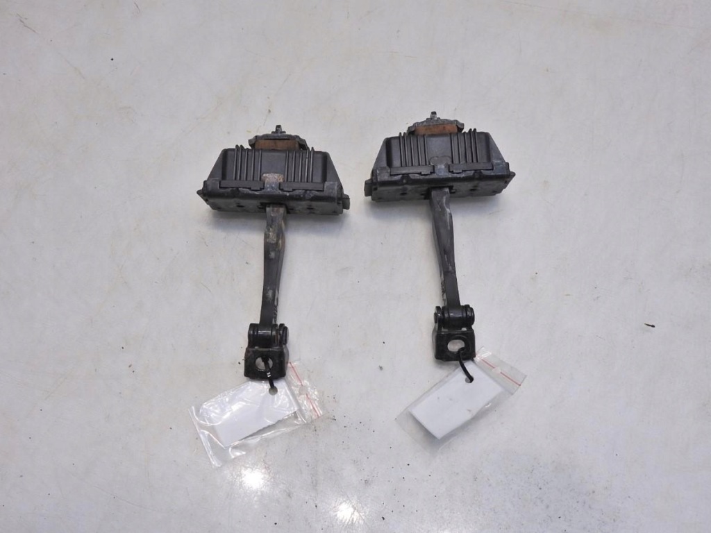 фото №7, Ограничитель дверь перед bmw 3 e91 7176807