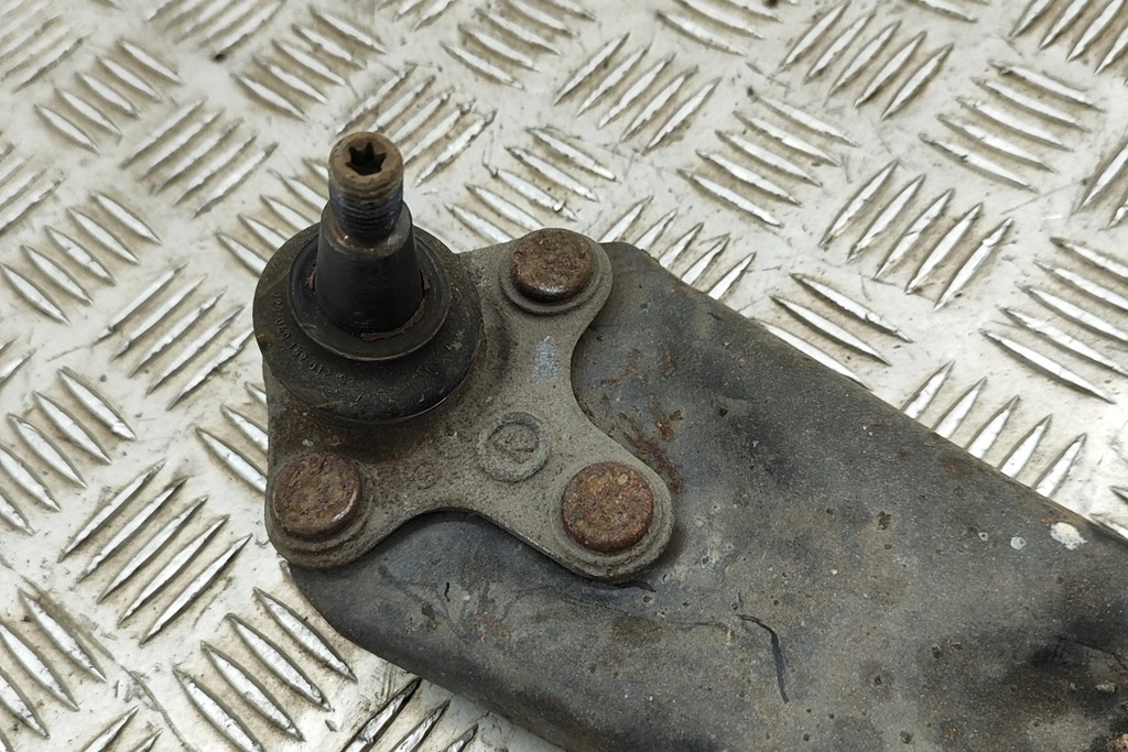 фото №7, Skoda superb mk3 3v передній правий нижній важіль 3q0407152e 1.6d 88kw 2017