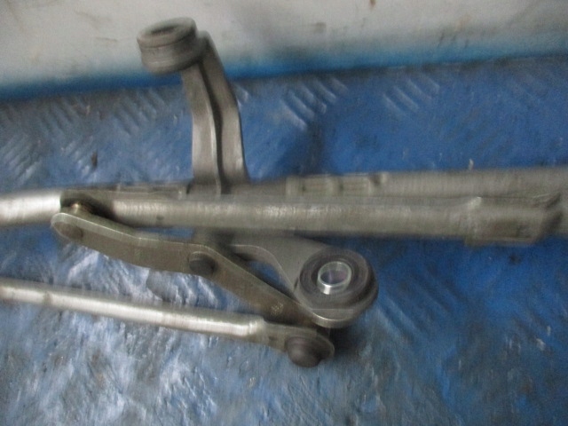 фото №4, Peugeot 308 t7 i механизм дворник bosch