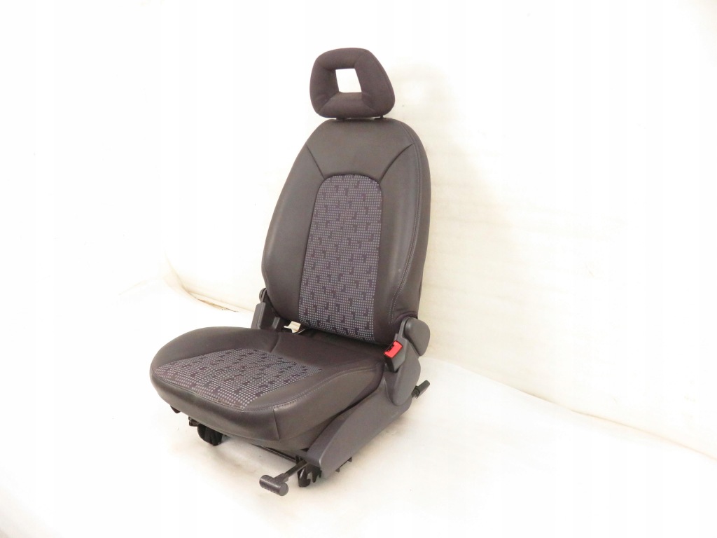 Сиденье 2 ряд правый капитанское mercedes-benz klasa a w168 с Разборки