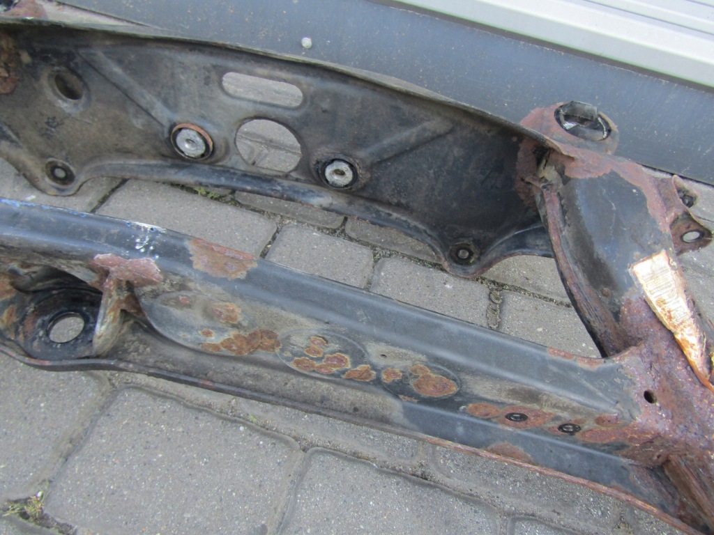 3 mercedes w124 балка задняя подрамник подвеска задние задний  sedan kombi coupe Киев