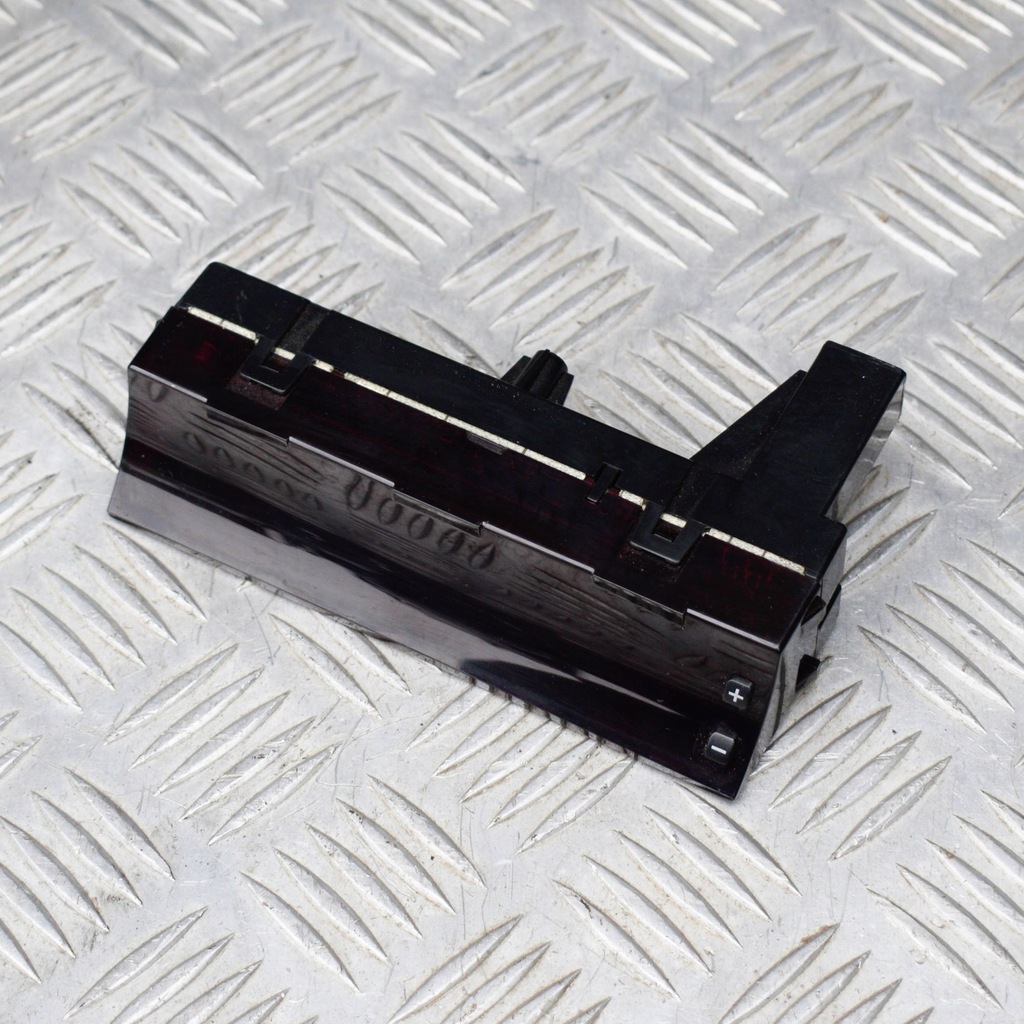 фото №1, Subaru forester sh 2009 приборная панель