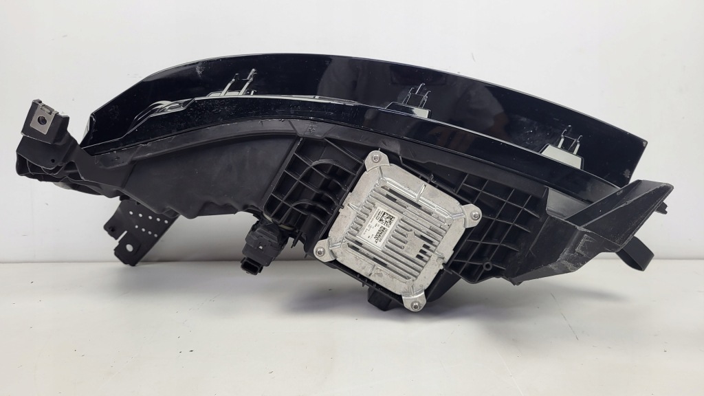 -фара фара передня правий renault megane e-tech e tech led в Україні