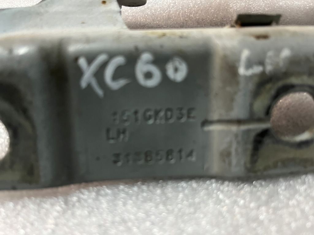 фото №1, Петля капот левый xc60 2009-2017 31385814