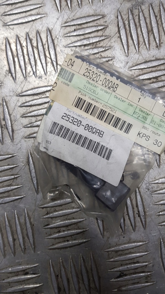 фото №1, Nissan interstar primastar вимикач світла стоп 25320-00qab